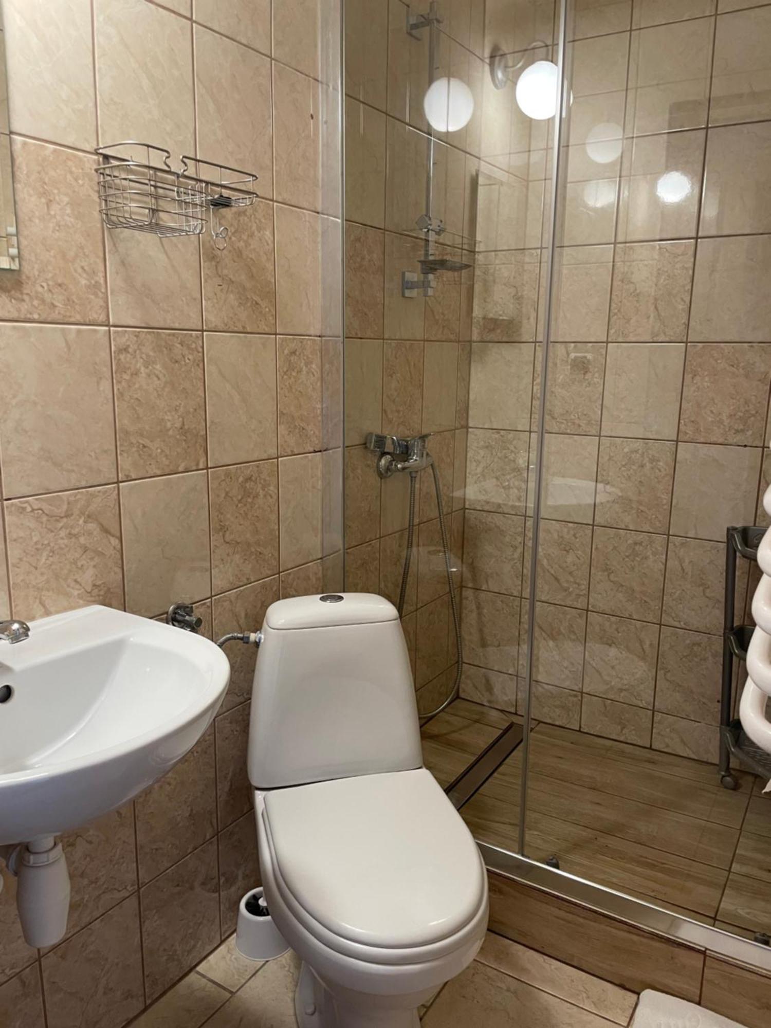 U Wajdy Apartment Ciche Male Luaran gambar
